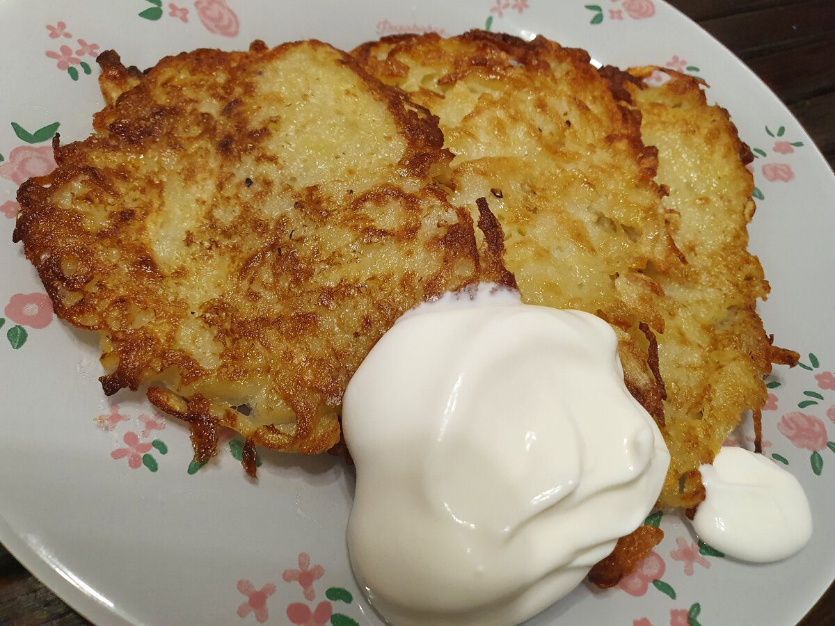 Кулінари поділились тонкощами приготування смачних дерунів без зайвої олії на сковорідці