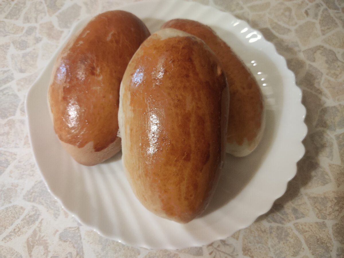 Кулінари розповіли, як швидко та без клопоту приготувати м'які пиріжки, які не черствіють