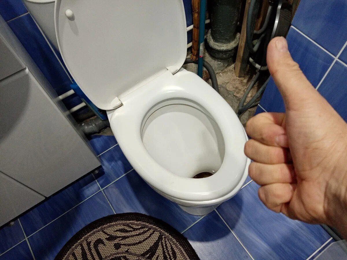 Експерти розповіли, як очистити унітаз від нальоту та бруду простим домашнім засобом