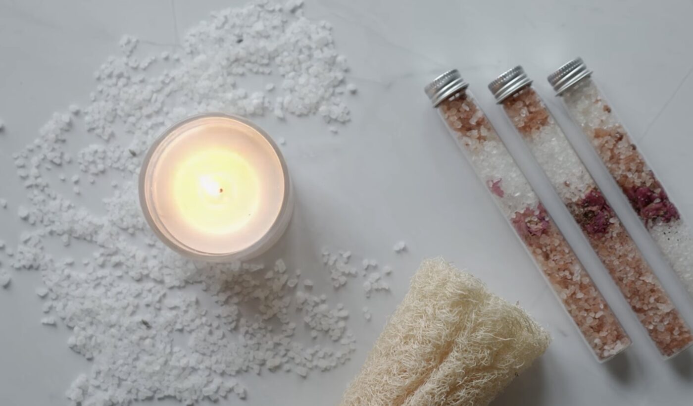 Як зробити очищення простору сіллю