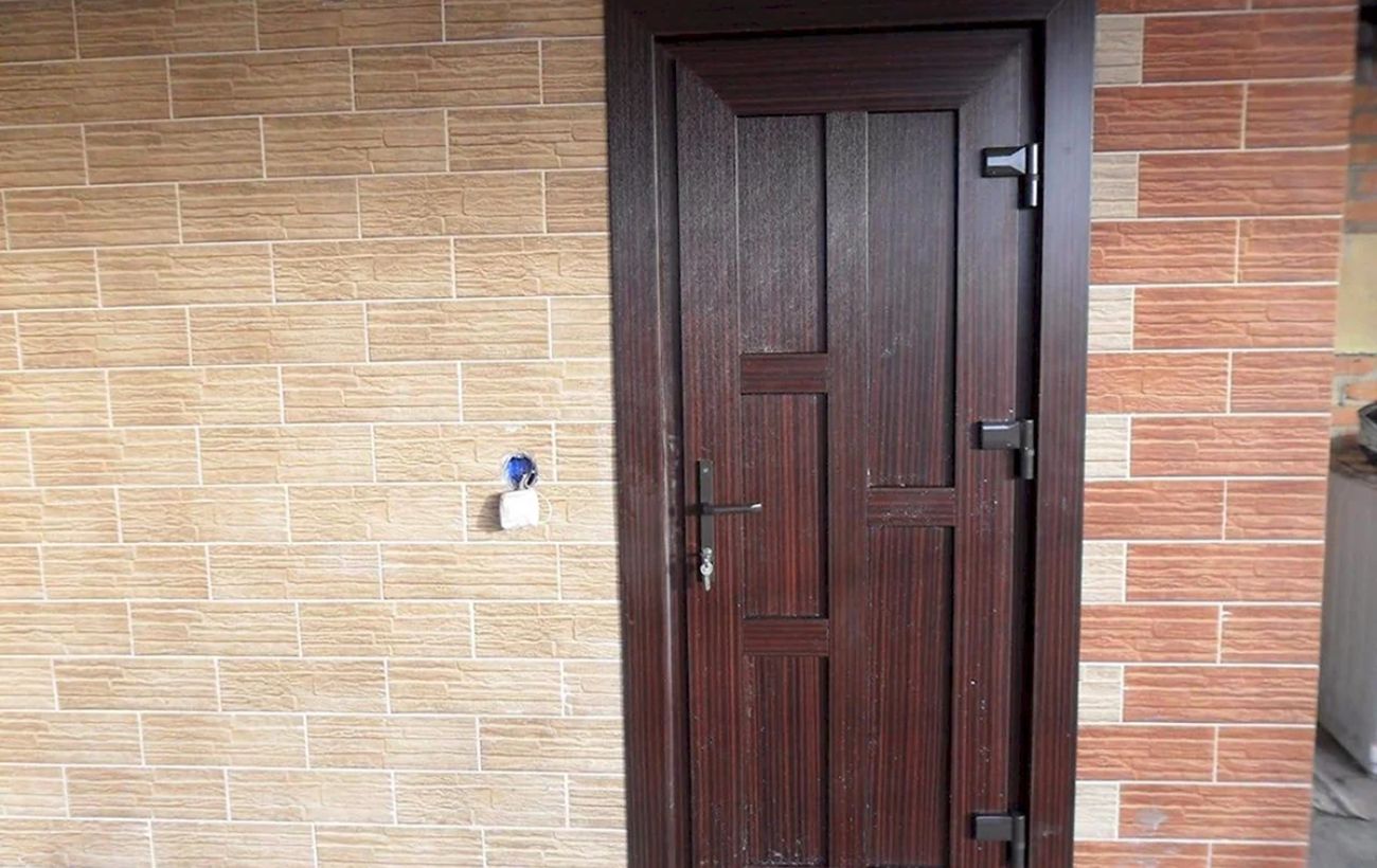 Експерти порадили спосіб, який допоможе утеплити вхідні двері з використанням фольги