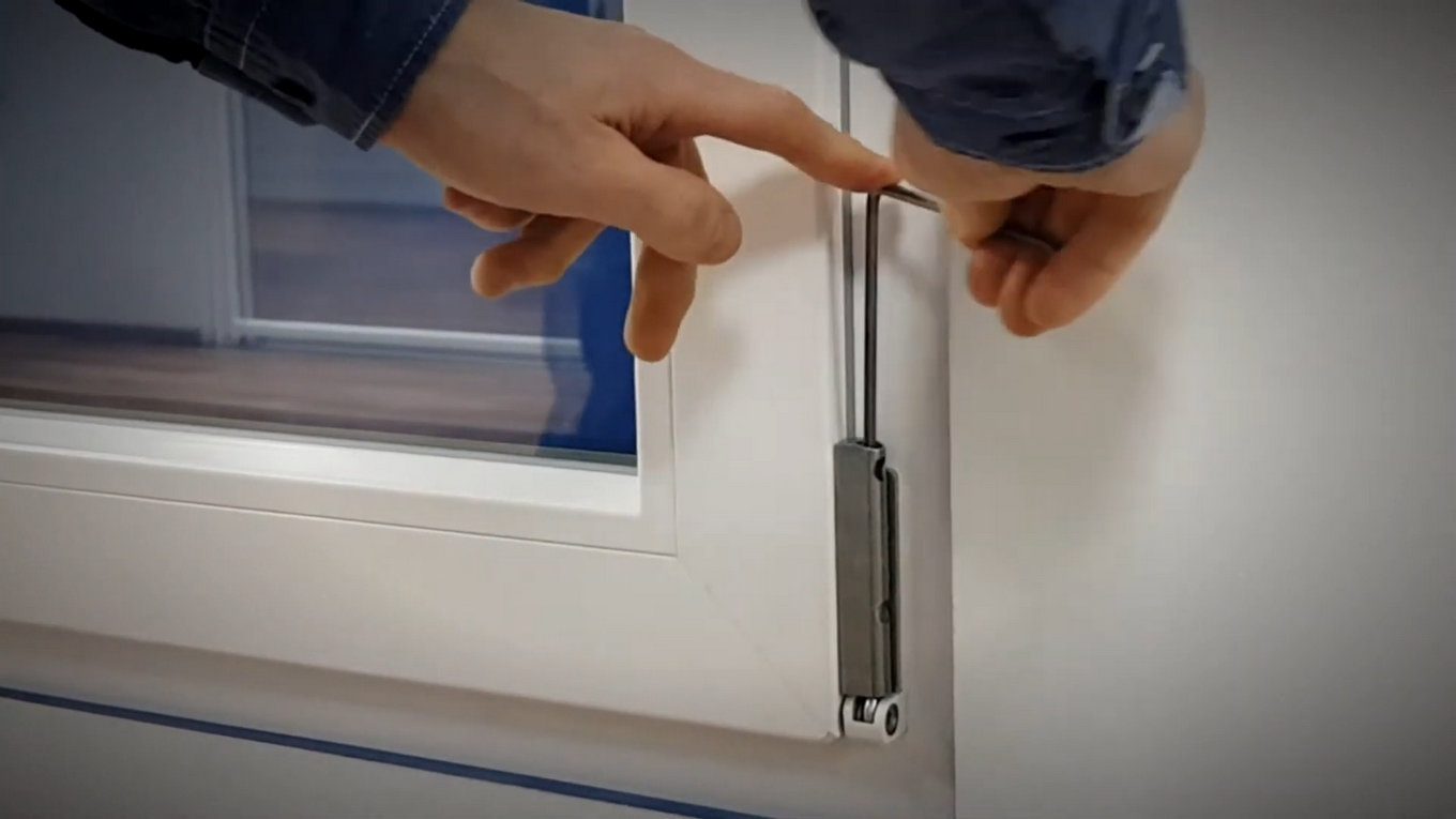 Регулювання пластикового вікна для щільного закривання ручки