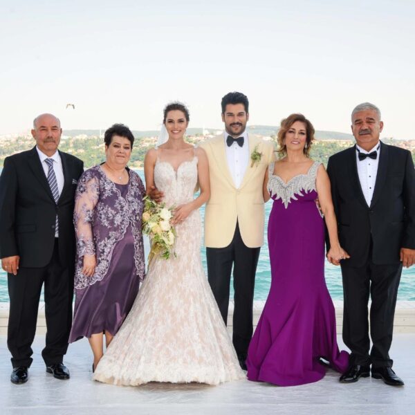 Сім'я Бурака Озчівіта