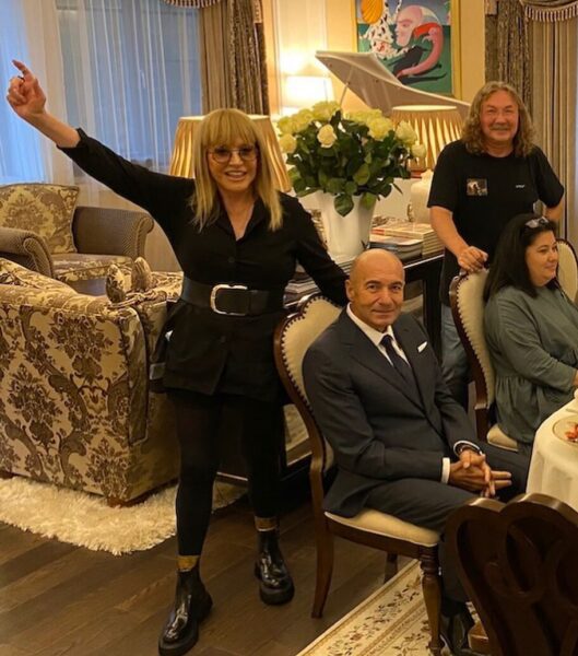 Алла Пугачова у сміливому міні запалила на вечірці Ігоря Ніколаєва