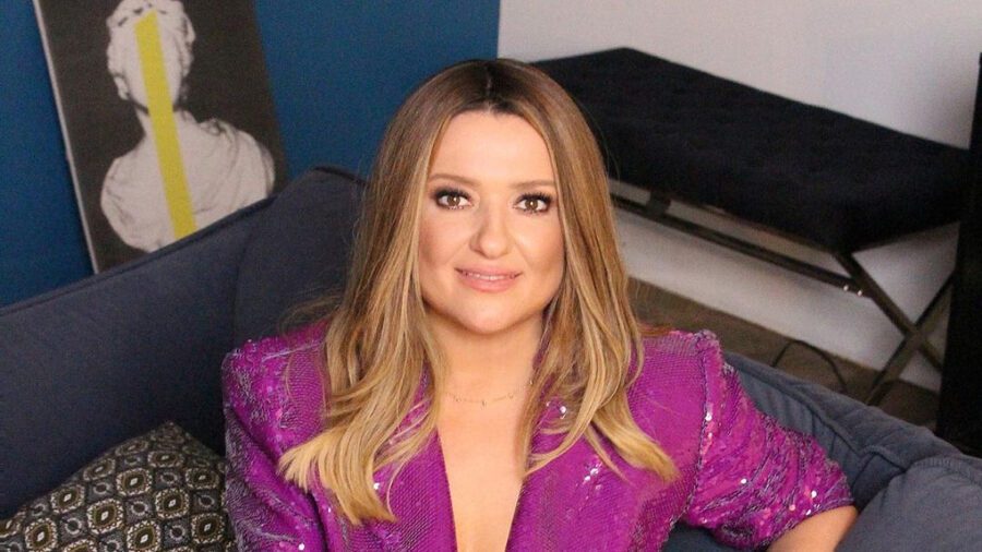 Могилевська показалася в домашньому вигляді на своїй кухні