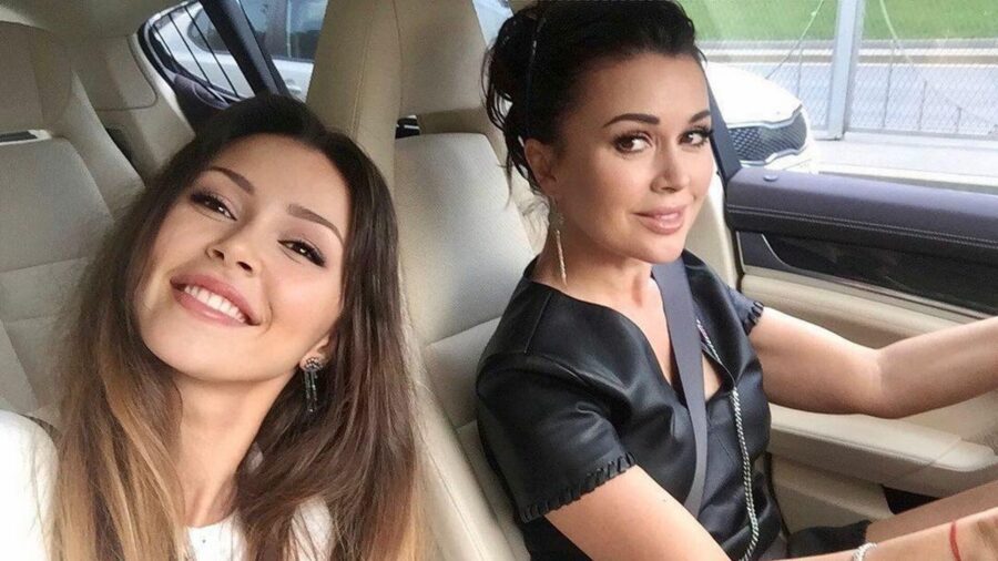 Анастасія Заворотнюк зі своєю донькою