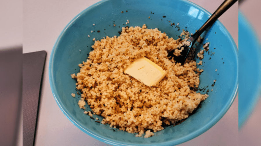 Додайте до каші вершкове масло