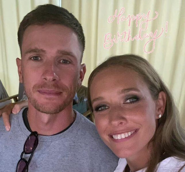 Як виглядає брат Каті Осадчої