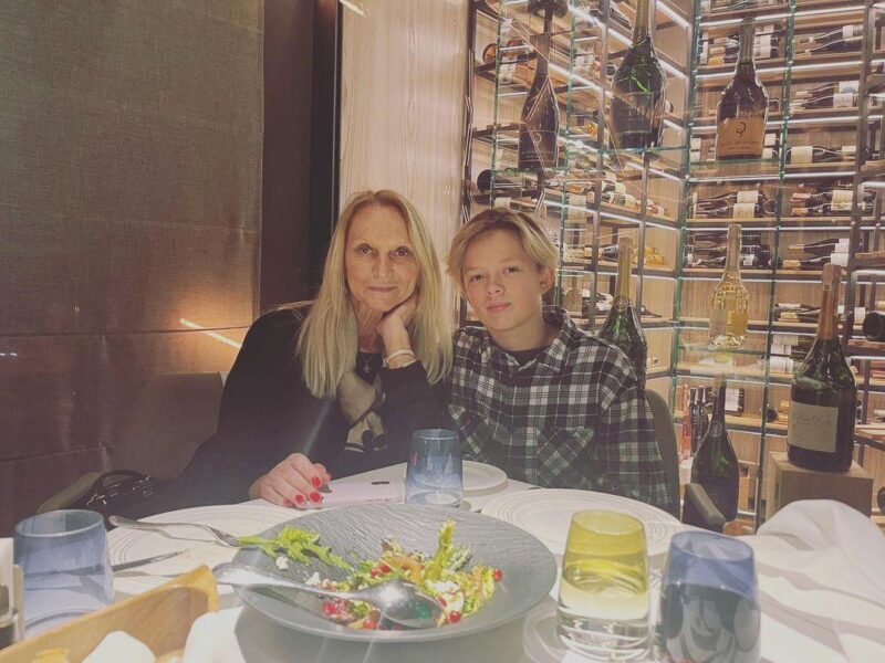 Як виглядає свекруха Насті Каменських – мама Потапа