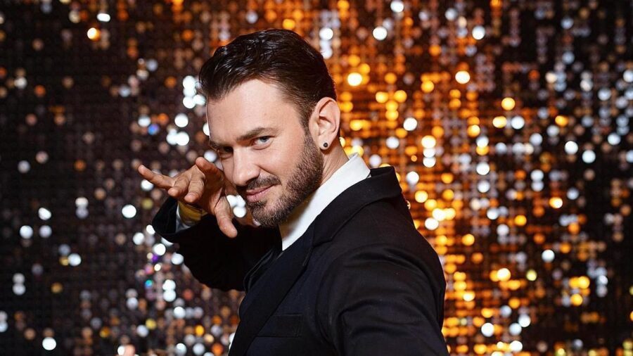 Дмитро Дікусар