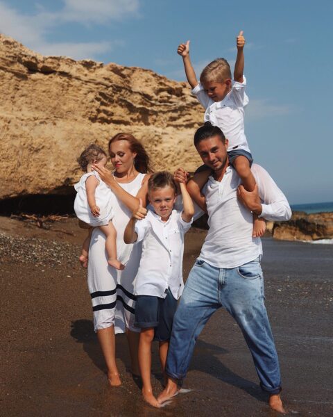 Alyosha вперше показала дворічну доньку від Тараса Тополі