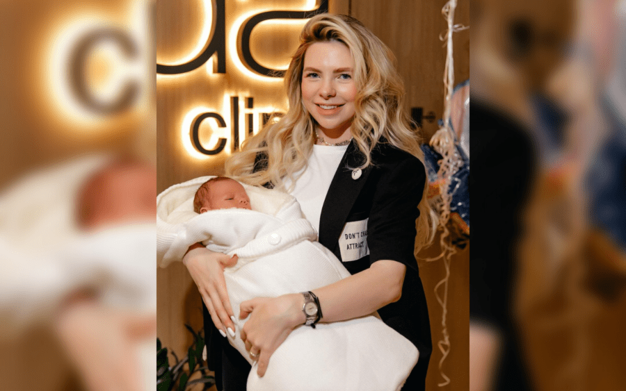 Перші фотографії племінника Дмитра Комарова