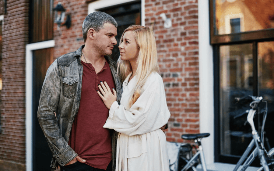 Тоня Матвієнко та Арсен Мірзоян одружились 2017 року та відтоді мають міцні та щасливі стосунки Тоня Матвієнко та Арсен Мірзоян одружились 2017 року та відтоді мають міцні та щасливі стосунки