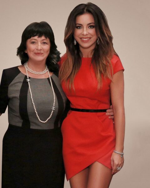 Як виглядає мама Ані Лорак і колишня теща Мурата Налчаджиоглу