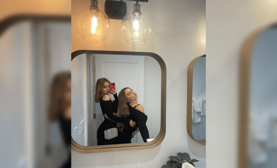 Донька Ольги Фреймут відпочиває в американському ресторані разом з подругою