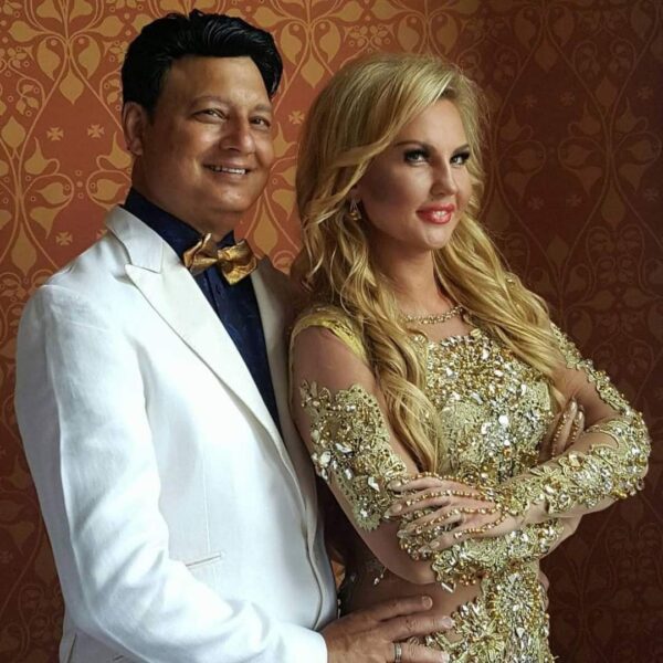 Камалія заміжня за мільярдером Мохаммадом Захуром