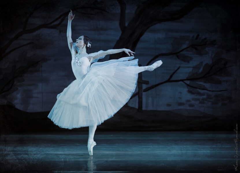 Катерина Кухар проти Анастасії Волочкової: хто більш талановита та професійна балерина