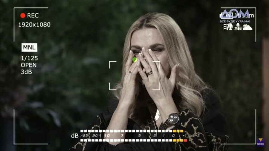 Ольга Сумська розплакалася, розповідаючи про онуків, які живуть у росії