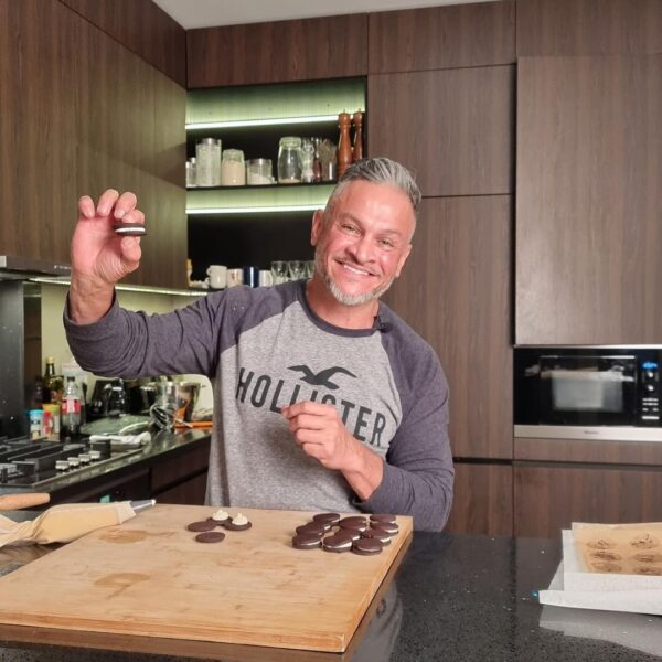 Як виглядає розкішний будинок Ектора Хіменеса-Браво серед лісу