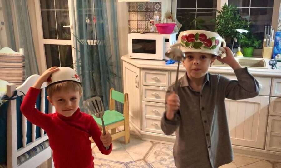  Alyosha показала чарівну донечку і двох підрослих синів Тараса Тополі