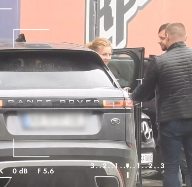 На чому їздить Тіна Кароль