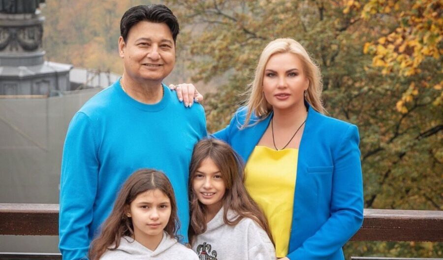 Камалія зізналася, що після розлучення з Захуром її доньки залишилися жити з батьком