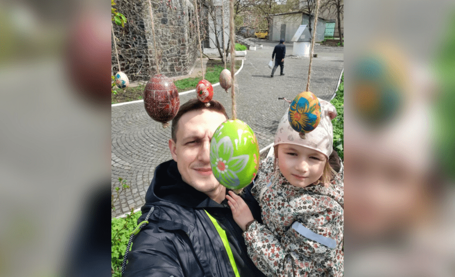 Святослав Гринчук з ТСН поділився свіжими кадрами зі своєю донькою