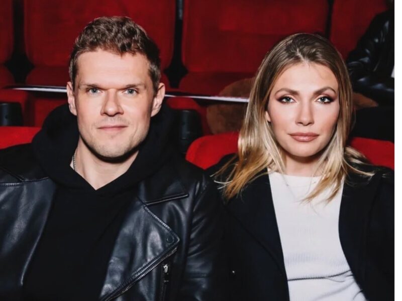 Антоніна Паперна зі своїм чоловіком Володимиром Ягличем