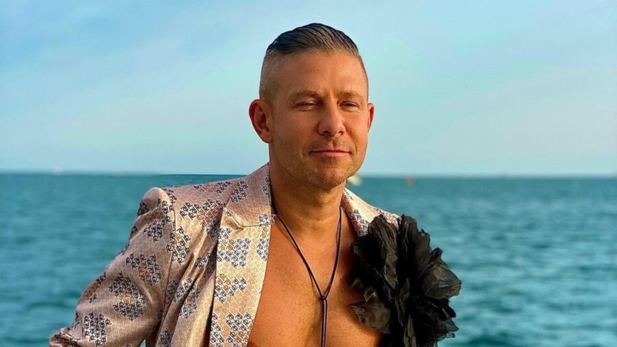 49-річний Мітя Фомін зібрався завести дітей з сурогатною матір'ю