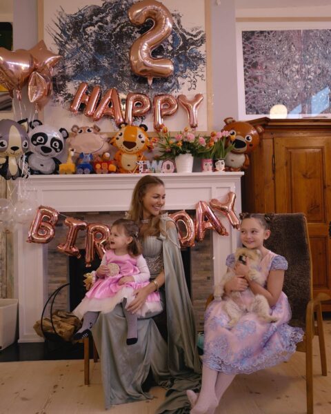 Як виглядають доньки зірки Величного століття Мер'єм Узерлі