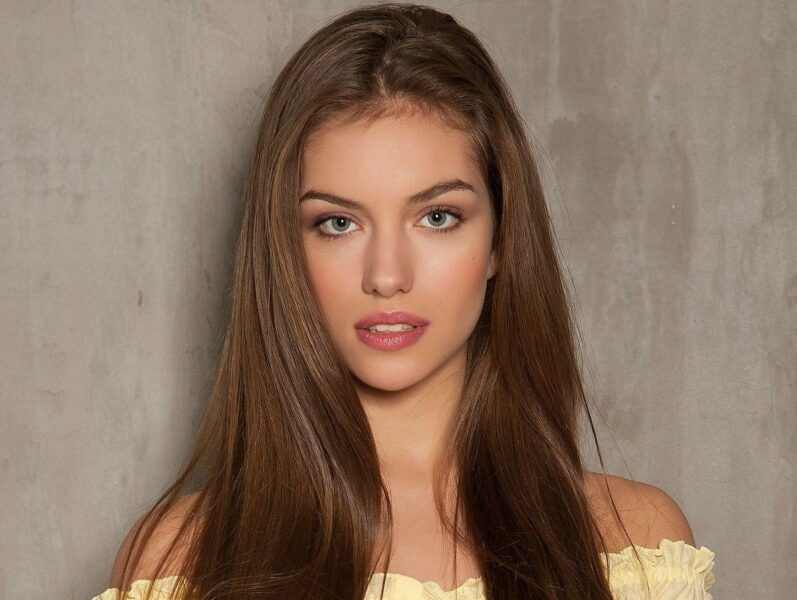 Олександра Кучеренко активно веде особистий блог у соціальній мережі Інстаграм