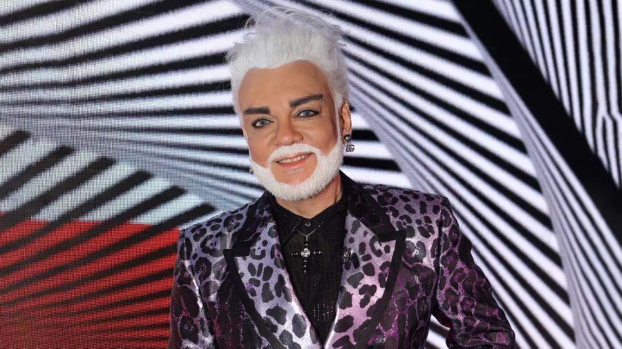 Філіп Кіркоров зробив собі штучні кубикипресу 