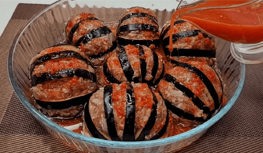 Готуйте з томатним соусом