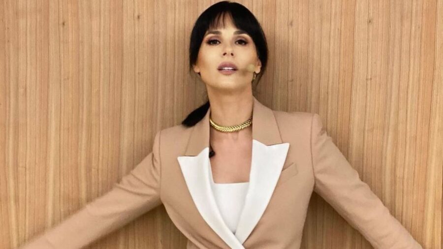 Маша Єфросиніна