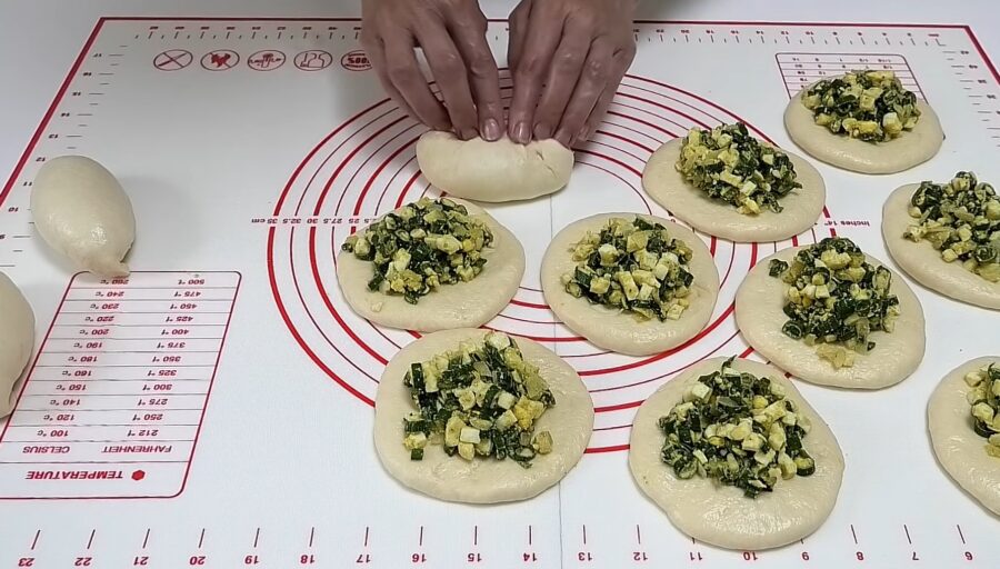 Пиріжки на мінералці за рецептом моєї свекрухи