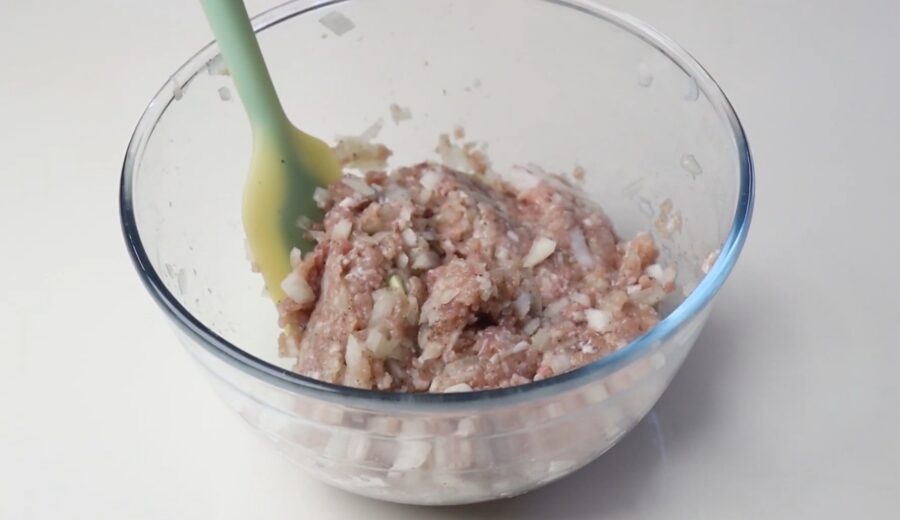 Корисні чебуреки без масла: навіть тісто замішувати не потрібно