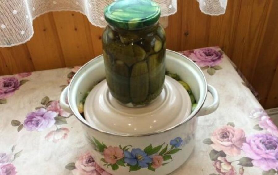 Залиште салат на ніч