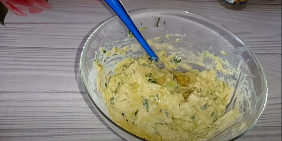 Кабачкові оладки на кефірі