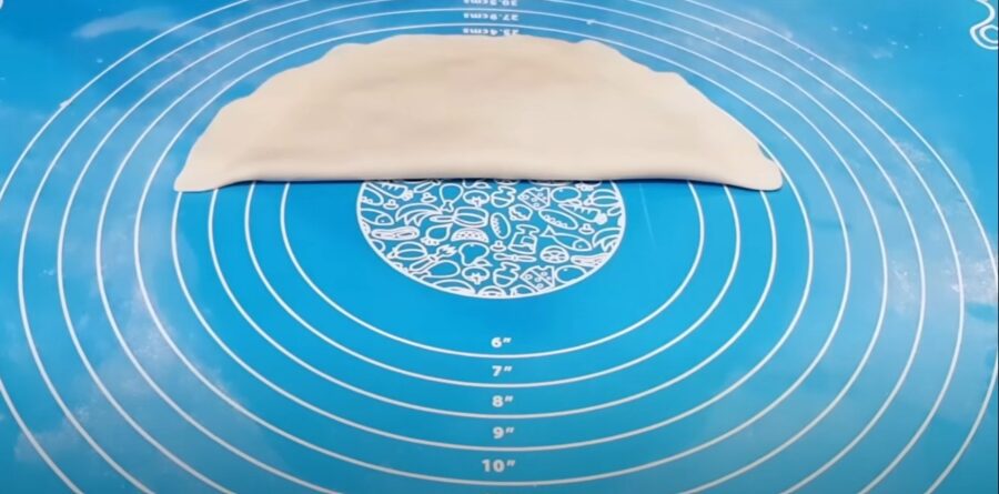 Соковитий чебурек на окропі