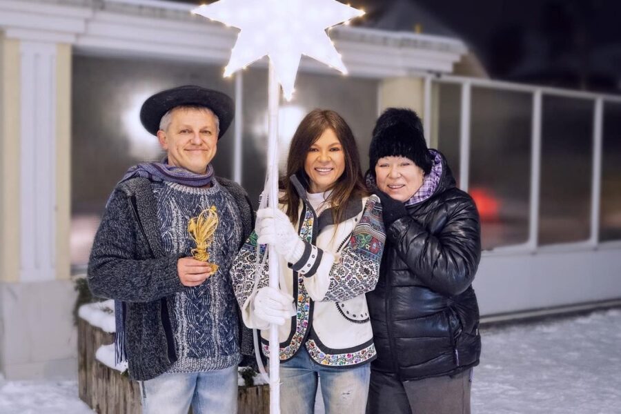 Тоня Матвієнко, Руслана Лижичко та інші знаменитості, які досі живуть з батьками