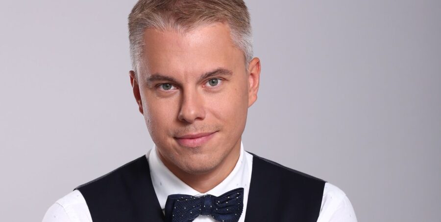 Андрій Доманський виховує одного сина та декілька доньок