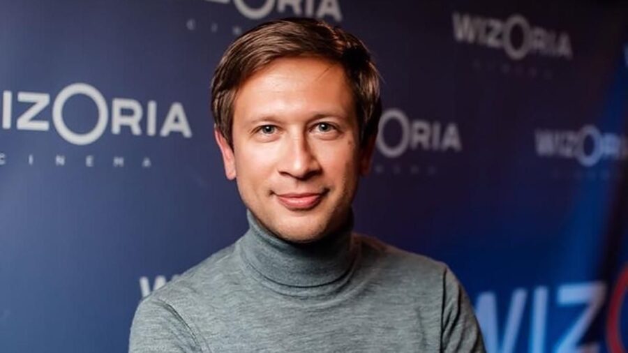 Відомий актор Дмитро Ступка показав, як проводить час зі своєю новою обраницею