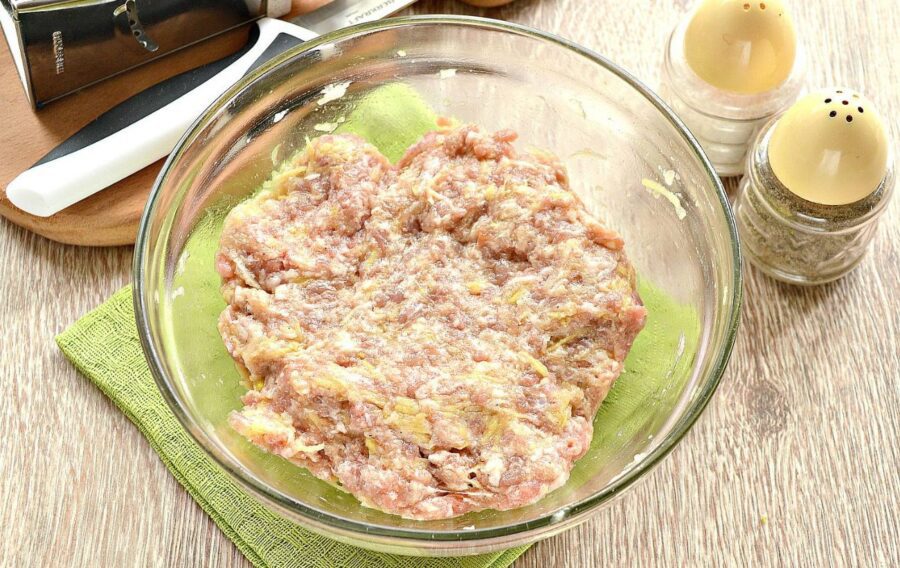 Перемішайте всі інгредієнти