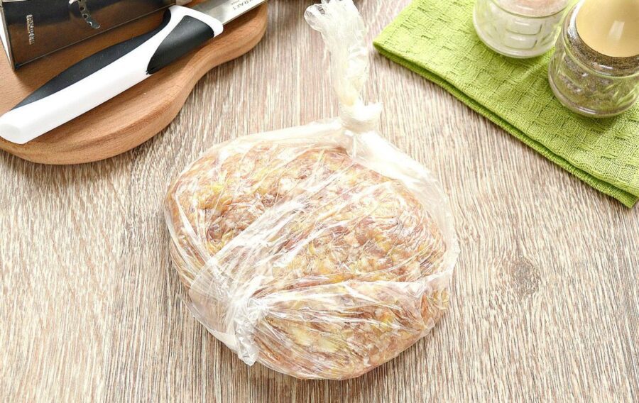 Відбийте готовий фарш