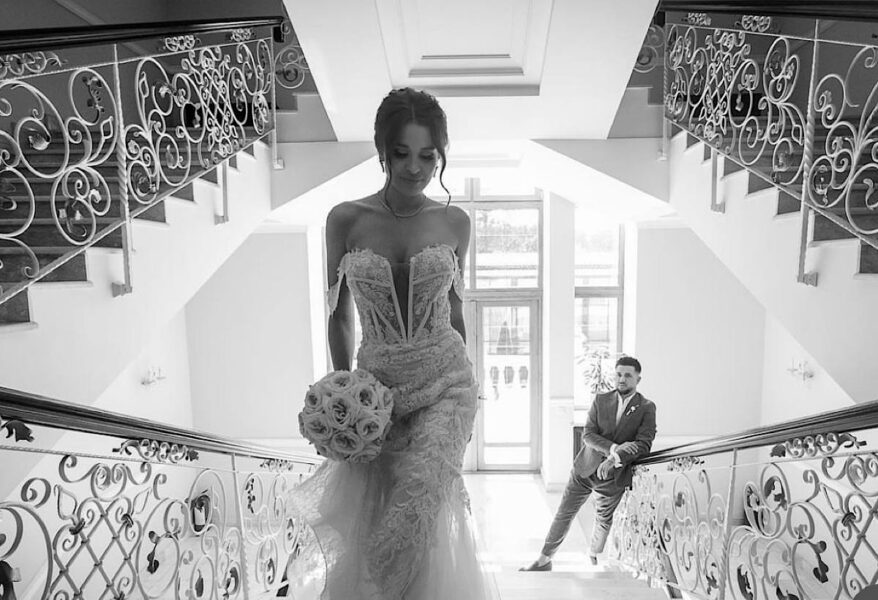 Лілія Реус одягла на весілля сукню нареченої з відкритими плечима та корсетом