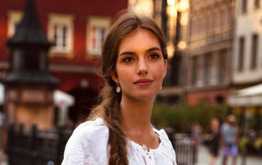 Де зараз живе та чим займається дружина Дмитра Комарова Олександра Кучеренко