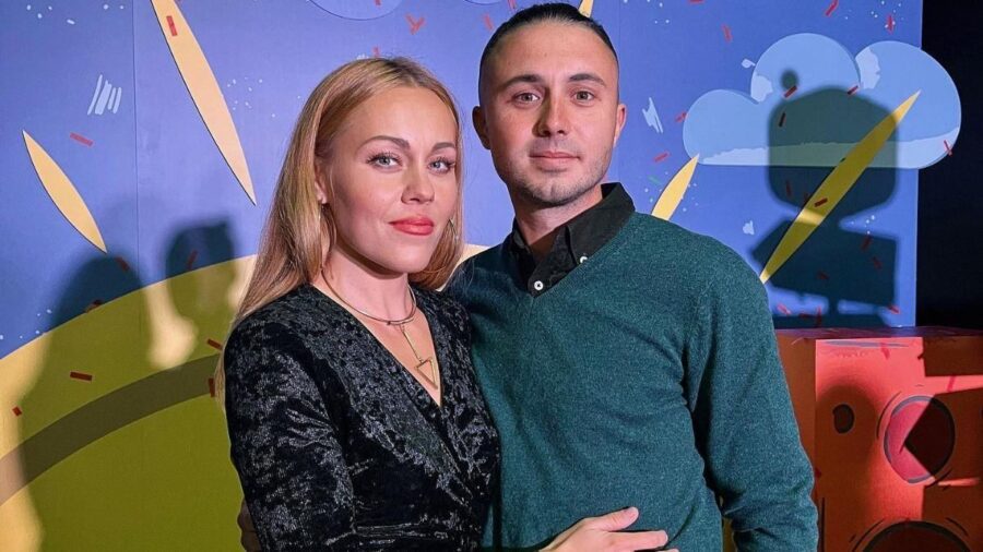 Alyosha і Тарас Тополя давно перебувають у щасливому шлюбі та виховують разом трьох дітей