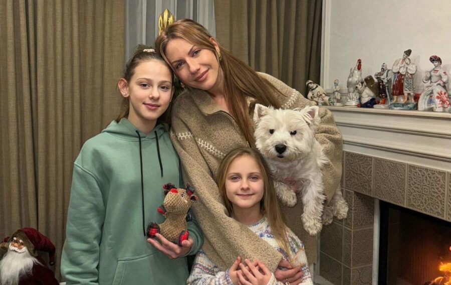 Ведуча Леся Нікітюк показала, як провела Святвечір у сімейному колі в рідному Хмельницькому