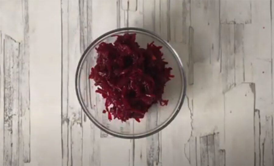 Як приготувати буряк, аби салати виходили смачнішими