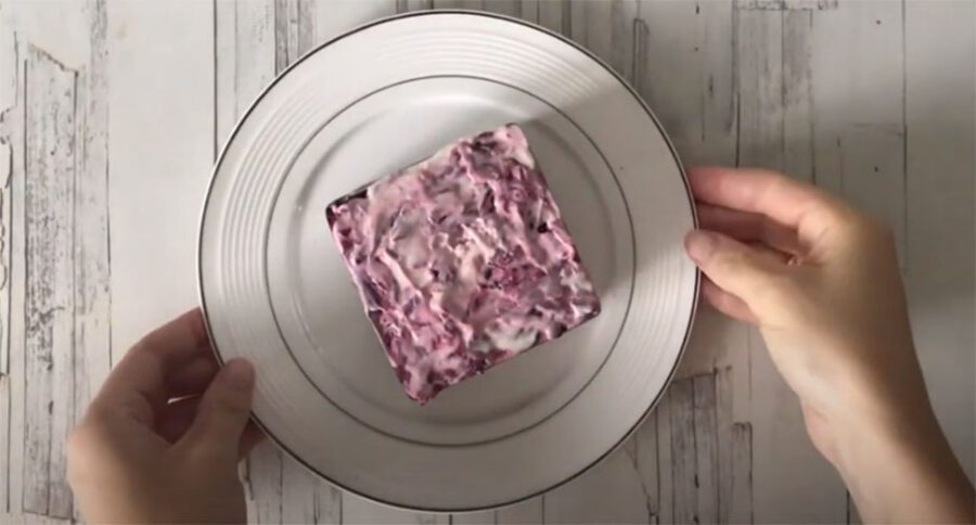 Який соус краще підійде до оселедця під шубою Який соус краще підійде до оселедця під шубою